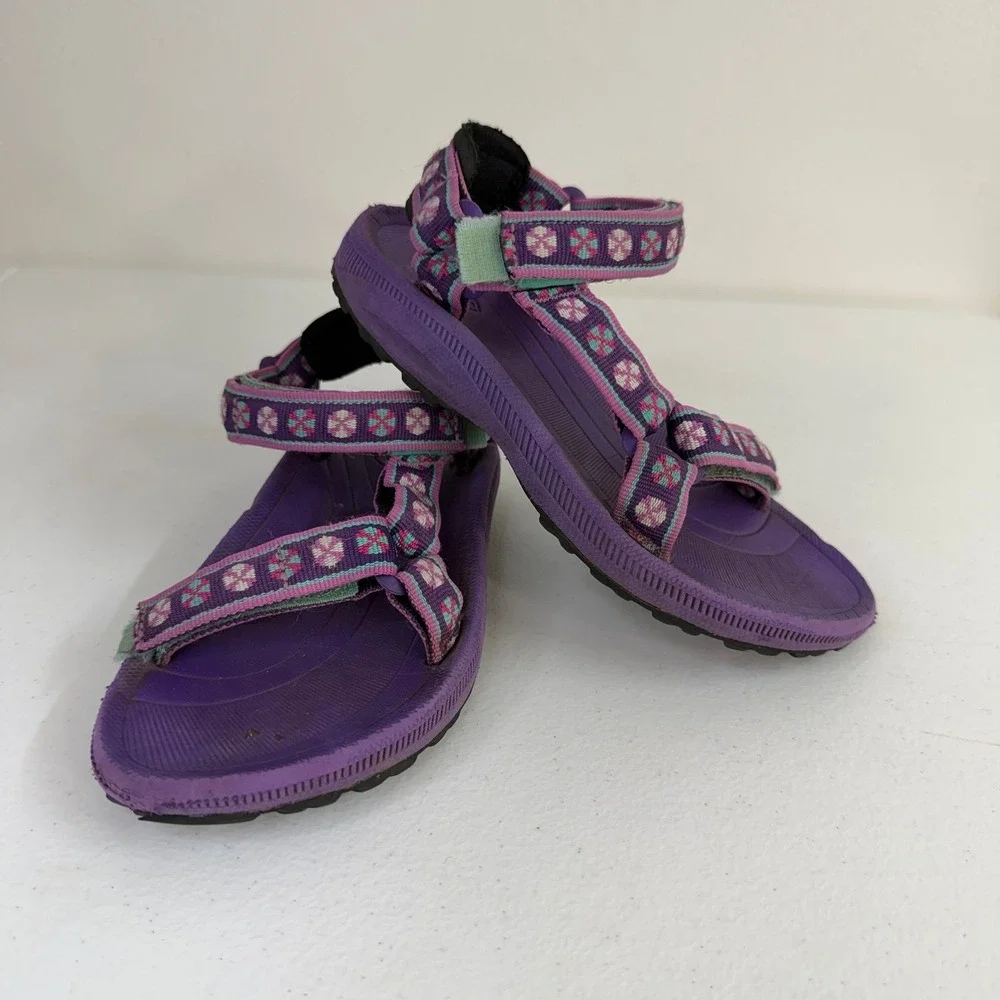 TEVA youth girl's purple Hurricane Velcro outdoor adventure sandals shoes 13